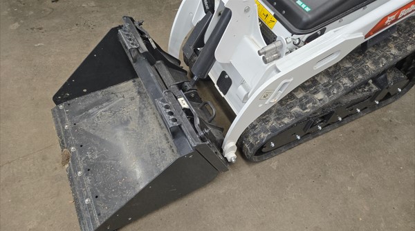 BOBCAT MT 100 MINI LOADER